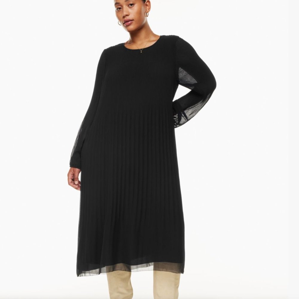 Aritzia Wilfred Daydreamer Midi Dress